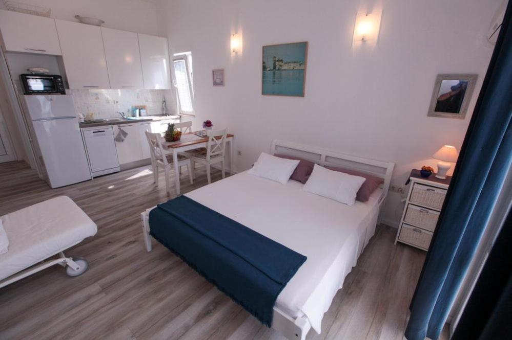 Apartments Luka Rogoznica  Dış mekan fotoğraf