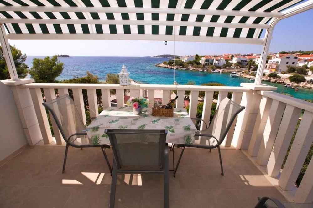Apartments Luka Rogoznica  Dış mekan fotoğraf
